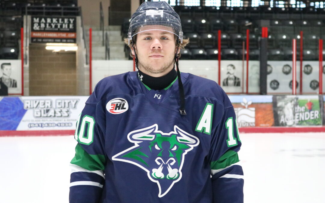 Sam Menne Commits to Hamline University
